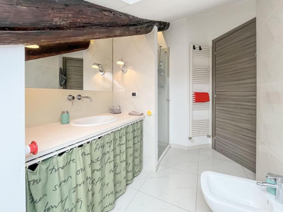 Cozy Attic In The City Center ตูริน ภายนอก รูปภาพ